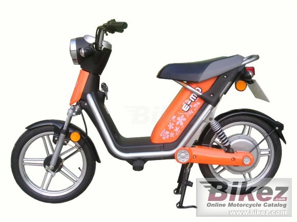 2011 E-Ton E-MO EV3A photo
